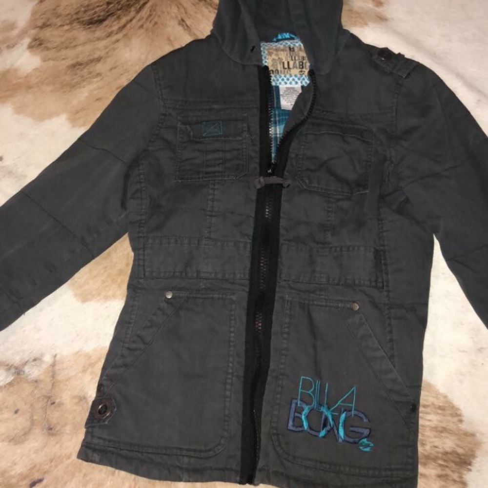 Size medium billabong jacket